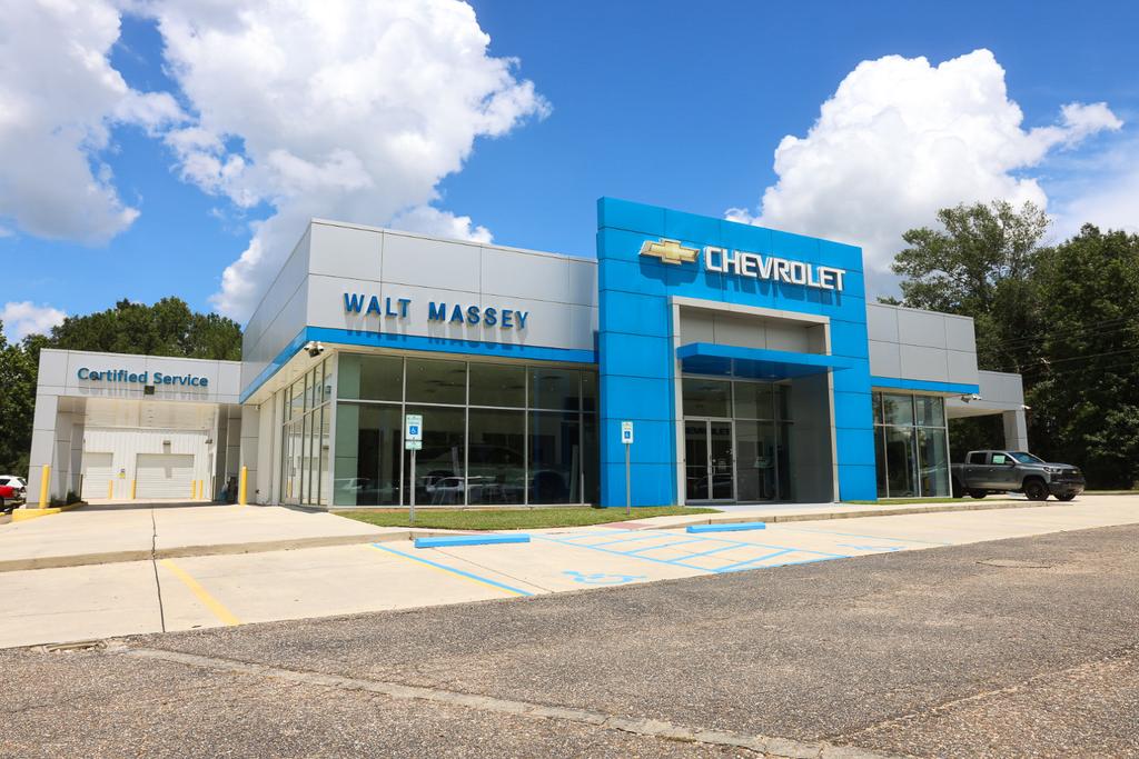 Dealership gallery photo 1